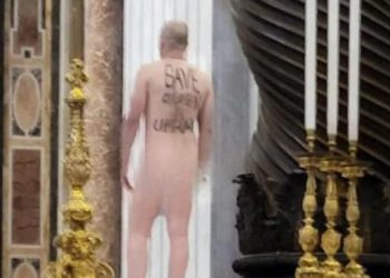 나체 반전 시위 벌어졌던 바티칸 대성당, 정화 미사