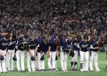 경기당일 새벽까지 도쿄 접대부 술집서 음주 파문