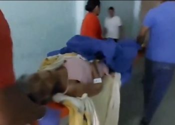 사망선고 받은 할머니…관에서 깨어나 ‘발칵’(영상)