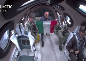 우주관광시대 개막…티켓 급등, 95분 45만달러(영상)