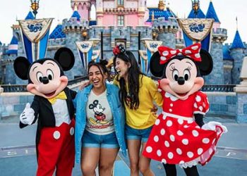 디즈니랜드, 캘리포니아 주민 할인티켓 판매 재개