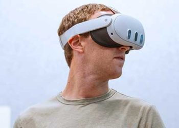 “혼자 노는 애플 ‘비전프로’, 내 비전과 달라”