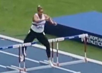 100미터 허들 ‘1등과 19초 차이 가능해?’ (영상)