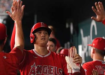 ‘5출루’ 오타니, 10경기 연속 안타…3할 타율 눈앞
