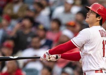 오타니, 선발투수 등판해 홈런까지 3안타