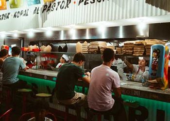 범죄 타겟 된 푸드 트럭..타코 트럭서 또 총격