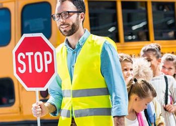 LA시 학교 주변  시속15마일 속도 제한