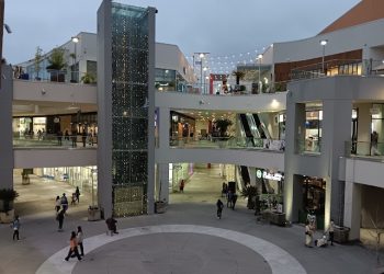 [단독]”한인 매니저, 엉덩이 만지고 키스 시도..업주, 성희롱 방관”  한인여성, 소스몰 상대 소송