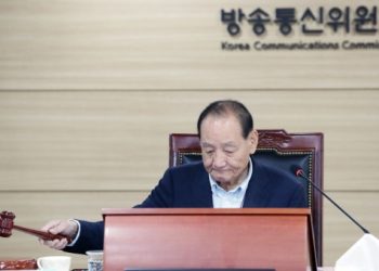 KBS 수신료 따로 낸다…방송법 시행령 개정의결