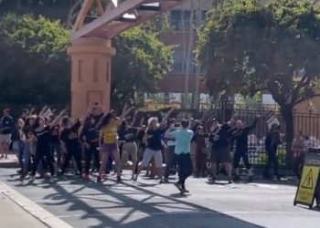 작가 이어 배우조합 파업임박…할리웃 올스톱 위기(영상)