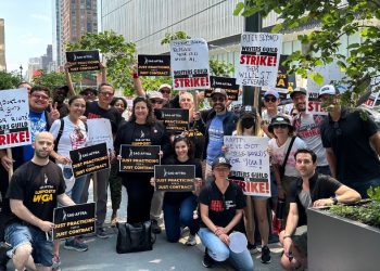 할리웃 배우 16만명 파업 돌입 초읽기..오늘 파업 여부 결정