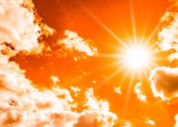 폭염 속 갈 곳 없는 사람들 어떻게 하나..”폭염에 희생되지 말라” 호소