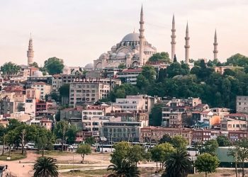 시니어 최고여행지 ‘이스탄불’…탑10 중 9곳 유럽