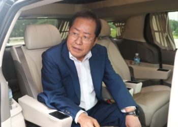 ‘폭우 골프’ 홍준표 징계 절차 개시…26일 수위 결정