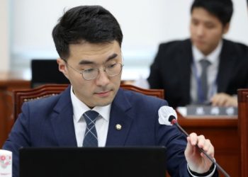 김남국, 의원직 제명 절차 속도…윤리자문위, 제명 권고
