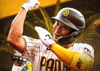 타격 물 오른 김하성, 포수와 충돌 어깨 부상