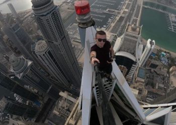 고층빌딩 맨손등정 ‘스파이더맨’, 홍콩서 추락사