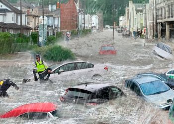 캐나다 52년만 기록적 폭우…8만명 정전