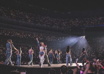 트와이스 뉴욕 공연 5만명 들썩