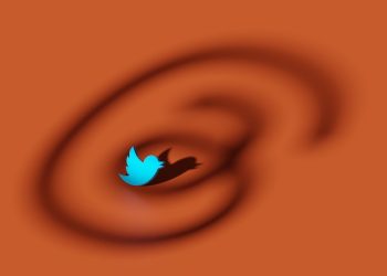 “트위터 광고 반토막…현금흐름에 어려움”