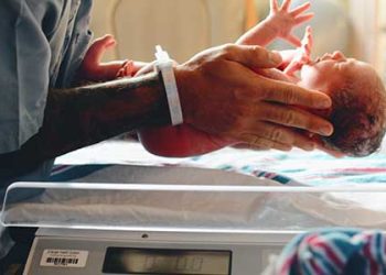 [화제] 7월4일 LA서 남녀 네 쌍둥이 탄생…여아2명, 남아2명