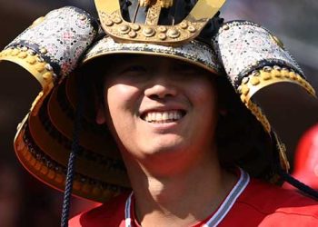 ‘괴력’ 오타니, DH 1차전 완봉승…2차전 연타석 홈런