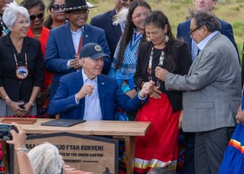 바이든, 그랜드 캐년  새 국가기념물 지정..기존 국립공원 확대