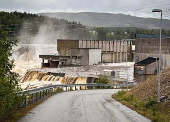 ‘재앙적 홍수’ 노르웨이, 수력발전댐 폭파키로(영상)