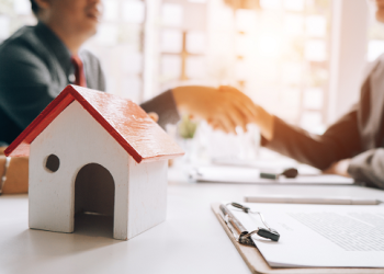 8월 주택시장 지수 50·6P↓…”올 들어 처음 하락”