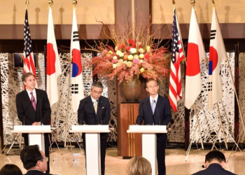 블링컨  “한미일 각급 회의 정례화…삼국 관계 새로운 시대”
