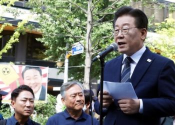 검찰, “이재명, 백현동 개발 인허가 결재 확인”  배임추궁