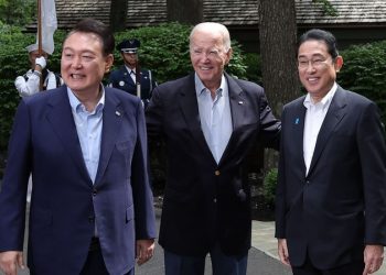 한미일 정상, 쿼드 만큼 강력한 역내 ‘최강 협력체’ 창설키로