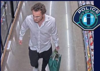 신세계 소유 식료품점 강도, 직원 폭행 후 도주..공개수배