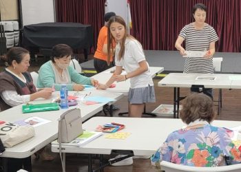 시니어센터 자원봉사 한인 학생들에 특별장학금 2천달러