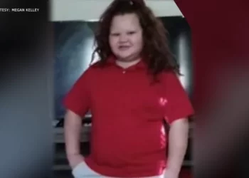 “시끄럽다”이웃 주민이  스쿠터 타던  8살소녀 살해