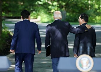 NYT “미국 외교의 오랜 꿈 이뤄졌다”