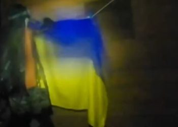 우크라 특수군, 크림반도 기습상륙…국기 일시게양