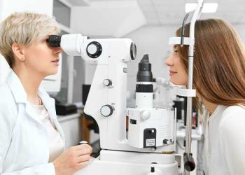 젊은층 갑자기 눈앞 뿌예지는 ‘망막박리’…원인은 ‘이것’