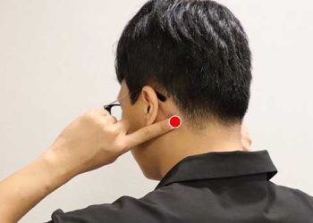 찜통더위에 흔히 겪는 5가지 증상…”그럴땐 ‘이곳’ 꾹꾹”