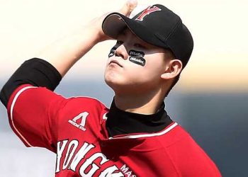 유망주 장현석, 다저스 계약..박찬호, 류현진 계보 잇는다