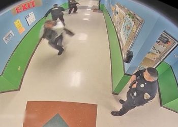 텍사스주, 모든 공립학교에 무장요원 배치…”엄청난 비용”