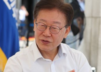 이재명, 결국 검찰 출석키로 “원하는 시간에 출석”