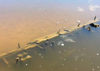 ‘가뭄’ 텍사스 강바닥, 1차대전 목조선박 5척 발견