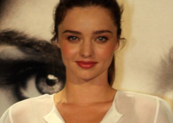 미란다 커, 넷째 임신…”또 아들”