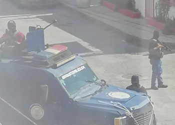 미-멕시코 국경지역 총격전..미국인 납치범 4명, 해병대 대치 중 사살(영상)