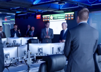 [화제]할리웃 영화처럼 바뀐 백악관 상황실(영상)