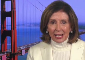 펠로시, 은퇴 요구 일축…샌프란서 내년 총선출마 선언