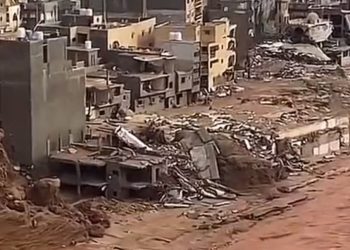 (3보) 쓰나미처럼 덮친 홍수…5300명 사망, 1만명 실종(영상)