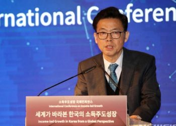 “조직·예산 날려버리겠다”…文정부 주택통계 조작 백태