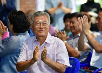 “문 전 대통령, 통계 조작에 책임 없다 자신하나”